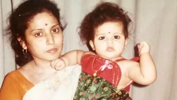 Viral Photo: బూరెబుగ్గల బుజ్జాయి.. చిరునవ్వులతో కట్టిపడేస్తున్న ఈ చిన్నారి ఎవరో గుర్తుపట్టారా.?