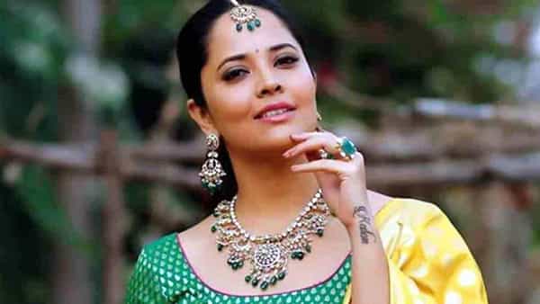 Anasuya Bharadwaj: అనసూయ తమిళ్ మూవీ నయా పోస్టర్ చూశారా.. ఆకట్టుకుంటోన్న అందాల భామ..