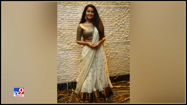 Anupama Parameswaran New Photos. Credit by:Anupama Parameswaran/Instagram