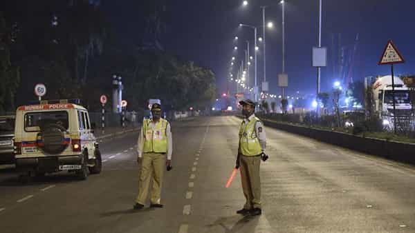 Andhra Pradesh: ఏపీలో రాత్రి కర్ఫ్యూ ఎత్తివేత.. కానీ ఆ ఆంక్షలు యథాతథం