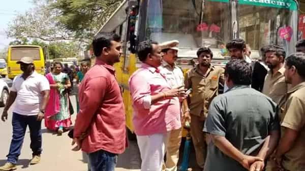 AP: ప్రైవేట్ ట్రావెల్స్పై ఏపీ సర్కార్ కొరడా.. నిబంధనలు ఉల్లంఘిస్తే సీరియస్ యాక్షన్..