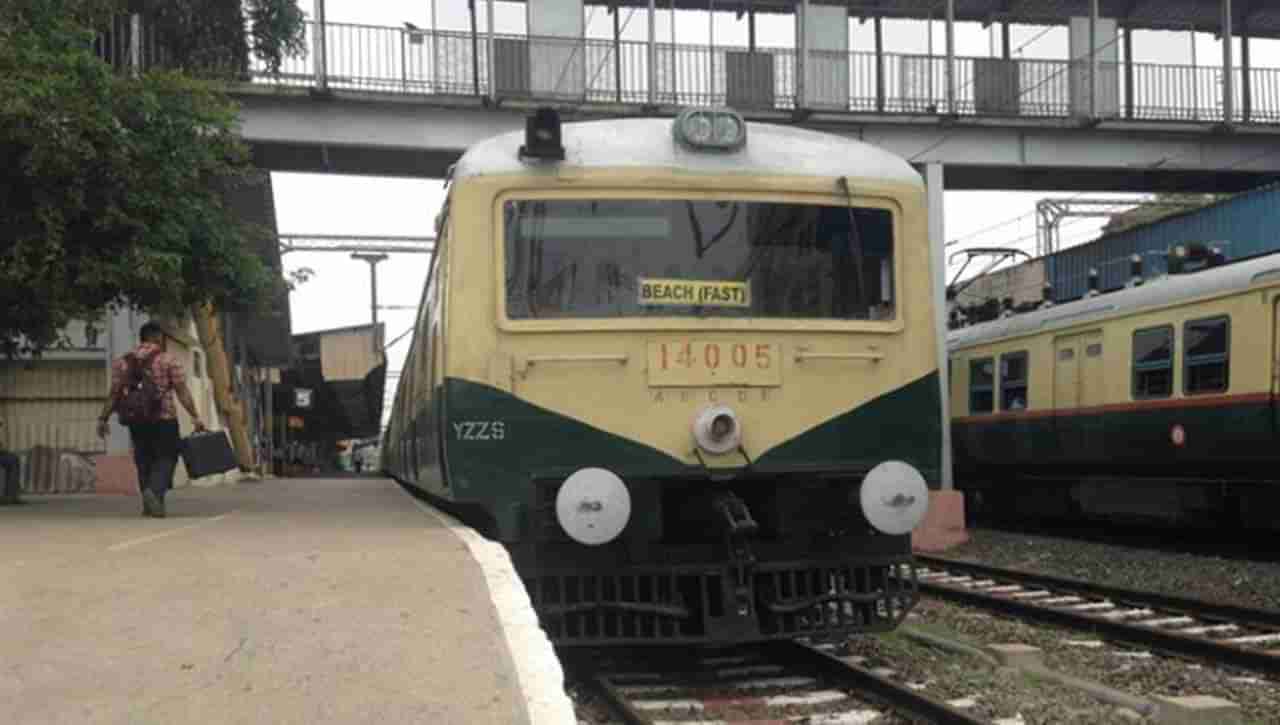 Coronavirus: రెండు డోసుల వ్యాక్సిన్ తీసుకుంటేనే రైళ్లలోకి అనుమతి.. కీలక నిర్ణయం తీసుకున్న అధికారులు..