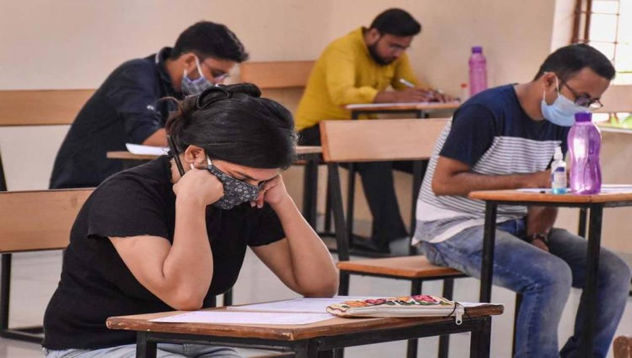 Inter Exams: ఇంటర్ విద్యార్థులకు గమనిక.. ఇబ్బందులు తలెత్తకుండా అధికారుల కీలక నిర్ణయం