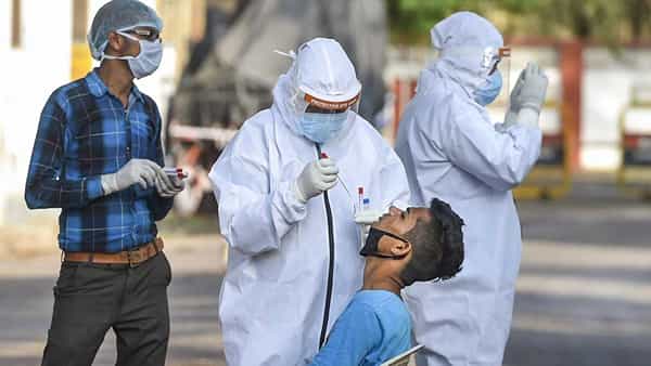 Coronavirus: ప్రపంచవ్యాప్తంగా కరోనా టెర్రర్.. ఒమిక్రాన్తో పరేషాన్.. వివిధ దేశాల్లో కేసుల వివరాలు
