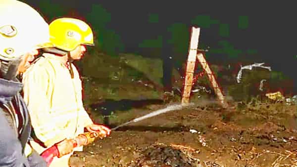 Fire Broke: బాణాసంచా తయారీ కర్మాగారంలో అగ్ని ప్రమాదం.. ఇద్దరు మృతి, ముగ్గురికి సీరియస్!