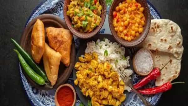 Health Tips: లంచ్లో వీటిని తినకండి.. పొట్ట తగ్గాలంటే పక్కన పెట్టక తప్పదు మరి..!
