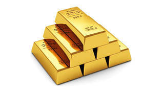 Gold, Silver Price Today: బంగారం ప్రియులకు గుడ్‌న్యూస్‌.. దిగి వస్తున్న పసిడి.. ఇదే బాటలో వెండి