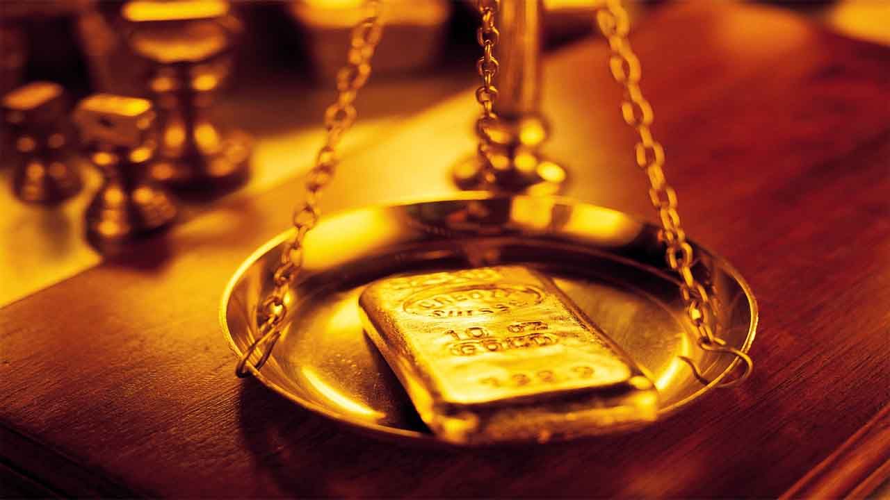 Gold Price Today: బంగారం ప్రియులకు గుడ్‌న్యూస్‌.. దిగి వచ్చిన ధర.. తాజా రేట్ల వివరాలు