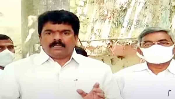 Gudivada Casino: కాకరేపుతున్న గుడివాడ క్యాసినో ఇష్యూ.. నానిపై గవర్నర్కు ఫిర్యాదు చేసిన టీడీపీ నేతలు..