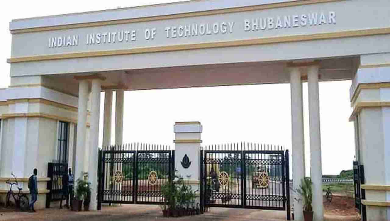 IIT Recruitment: ఐఐటీలో నాన్ టీచింగ్ పోస్టుల భ‌ర్తీ.. నెల‌కు రూ. 80 వేల వ‌ర‌కు జీతం పొందే అవ‌కాశం..