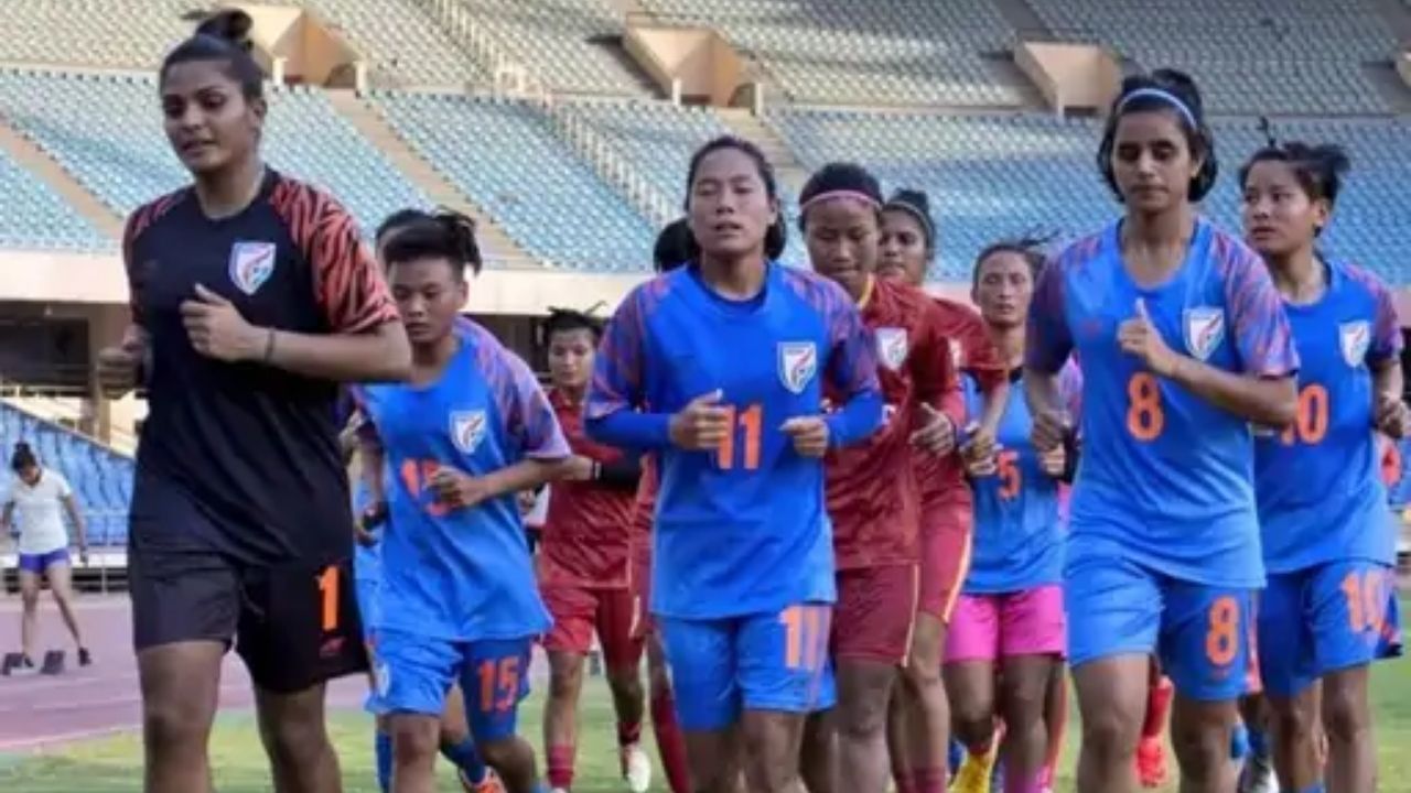 Asia Cup 2022: ఆసియా కప్‌లో కరోనా కలకలం.. 13 మంది భారత ఆటగాళ్లకు పాజిటివ్..!