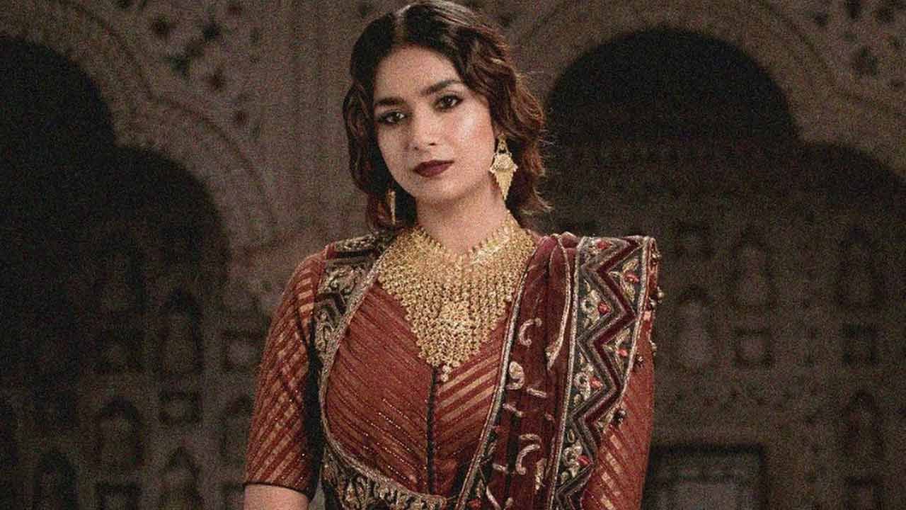  ఆ దిశగానే నా పనిని నేను సిన్సియర్ గా చేస్తూ వెళ్లాను. చివరికి ఇదిగో ఈ స్థాయికి చేరుకున్నాను అంటూ కీర్తి చెప్పుకొచ్చింది.