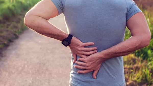 Health Tips: మూత్రం ఈ రంగులో వస్తే జాగ్రత్త..!
