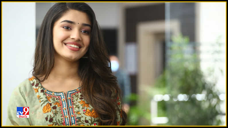 krithi shetty: మెస్మరైజింగ్ ఫోజులతో ఫ్యాన్స్ ని ఫిదా చేస్తున్న కృతి శెట్టి