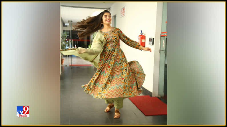 Krithi Shetty New Photos. Credit by: Krithi Shetty/Instagram