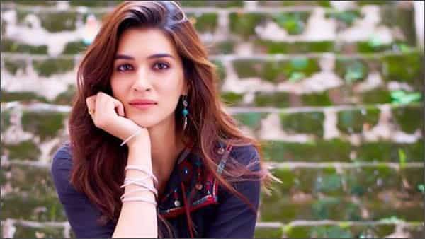 Kriti Sanon : నేనేం ప్లాస్టిక్ బొమ్మను కాదు కదా.. బాడీషేమింగ్ పై ఆసక్తికర వ్యాఖ్యలు చేసిన కృతి ..