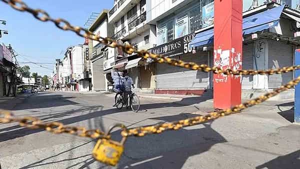 Lockdown: కరోనా ఎఫెక్ట్.. ఆ రాష్ట్రంలో లాక్డౌన్.. రేపటి నుంచి పాఠశాలలు, కళాశాలల మూసివేత..!