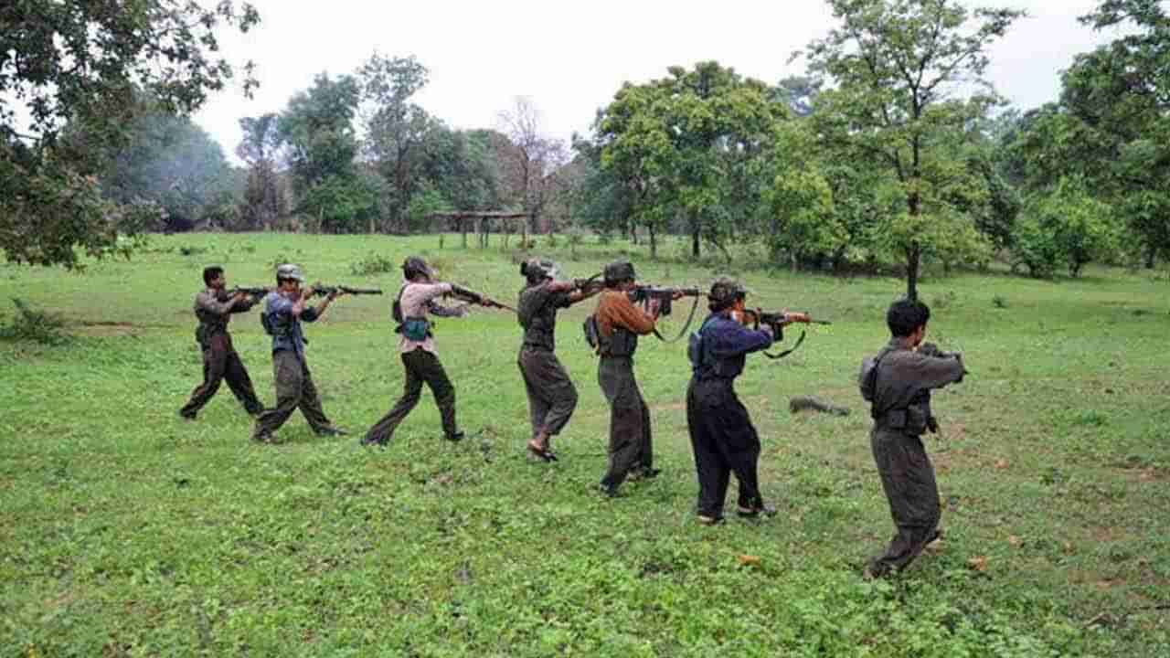 Maoist Letter: అతనికి శిక్ష తప్పదు.. స్ట్రాంగ్ వార్నింగ్ ఇస్తూ మావోల లేఖ.. కారణం ఏంటంటే..!