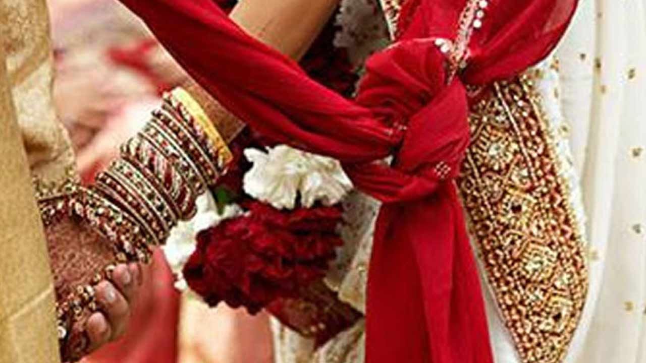 Child Marriage: ఆర్థిక అసమానతలు.. అభద్రతా భావాలు.. బాల్యవివాహ సర్వేలో విస్తుపోయే విషయాలు
