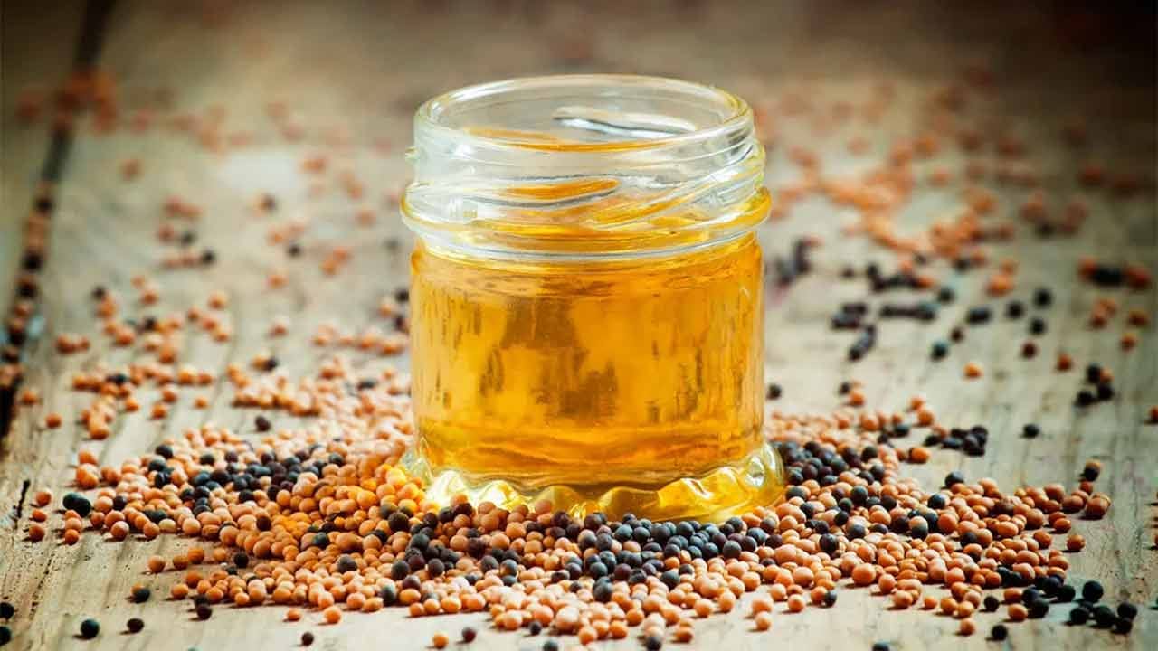 Mustard Oil: ఆవాల నూనెతో అద్భుత ప్రయోజనాలు.. అవేంటో ఇప్పుడే తెలుసుకోండి..