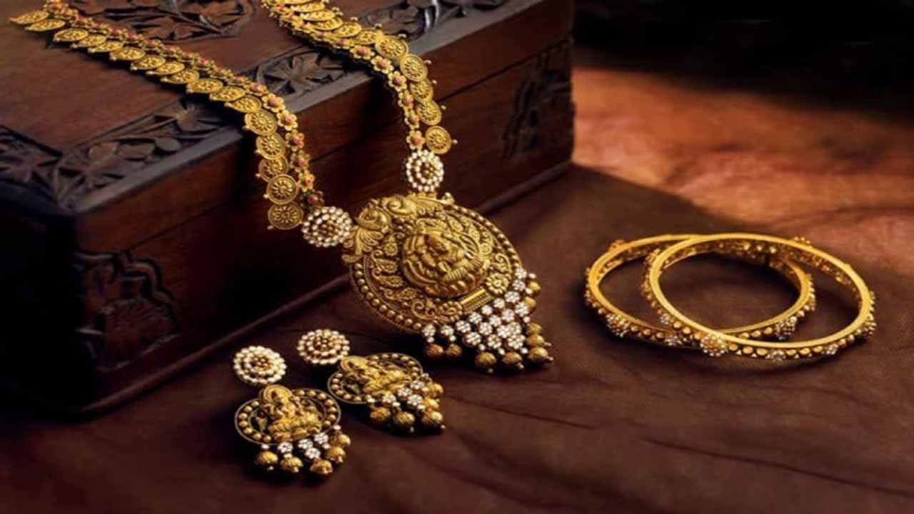 Online Jewellery Order: మీరు ఆన్‌లైన్‌లో నగలను ఆర్డర్‌ చేస్తున్నారా..? ఈ విషయాలను తప్పకుండా తెలుసుకోండి..!