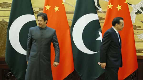 Pak-China: పాకిస్తాన్ - చైనా బంధానికి బీటలు.. పాక్ ముక్కుపిండి పరిహారం వసూలు చేసిన చైనా!