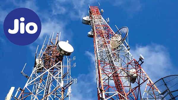Reliance Jio: రిలయన్స్ జియో కీలక నిర్ణయం.. గడువు కంటే ముందుగానే ప్రభుత్వానికి రూ.30,791 కోట్లు చెల్లింపు