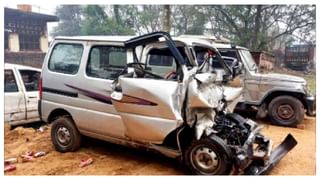 Hyderabad Road Accident: ఒకదానికొకటి ఢీకొన్న కారు-రెండు బస్సులు.. తప్పిన పెను ప్రమాదం