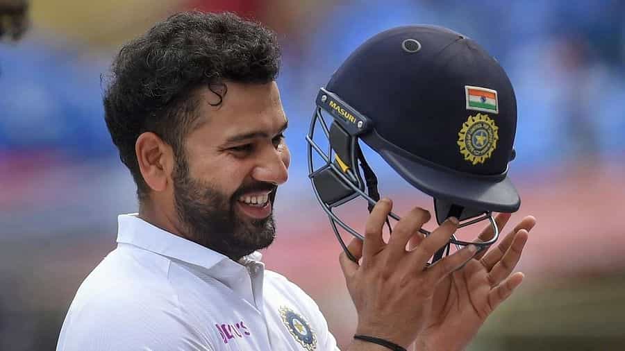 ఇన్‌సైడ్ రిపోర్ట్ ప్రకారం, రోహిత్ శర్మ కొత్త టెస్ట్ కెప్టెన్‌గా మారబోతున్నాడు. దక్షిణాఫ్రికా టెస్టు సిరీస్‌కు రోహిత్ శర్మ వైస్ కెప్టెన్‌గా నియమితుడయ్యాడు. ప్రస్తుతం విరాట్ రాజీనామా తర్వాత, హిట్‌మ్యాన్ జట్టు కమాండ్‌ను తీసుకుంటాడని తెలుస్తోంది.