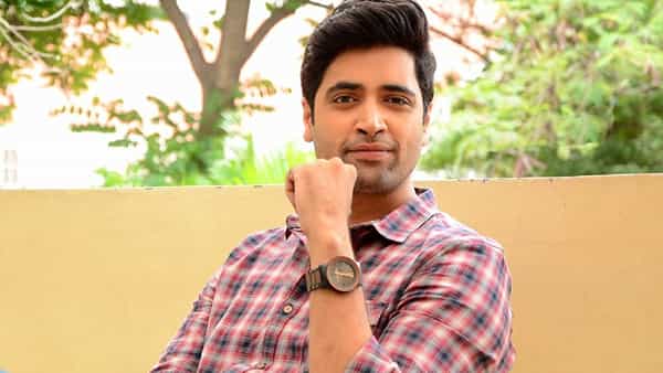 Adivi Sesh: స్పీడ్ పెంచిన యంగ్ హీరో.. డబ్బింగ్ పనుల్లో బిజీ బిజీ అడవి శేష్.. త్వరలోనే ప్రేక్షకుల ముందుకు మేజర్..