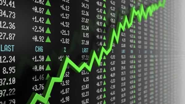 Stock Market: భారీ లాభాల్లో ముగిసిన స్టాక్ మార్కెట్లు.. సెన్సెక్స్ 776, నిఫ్టీ 246 పాయింట్లు అప్..
