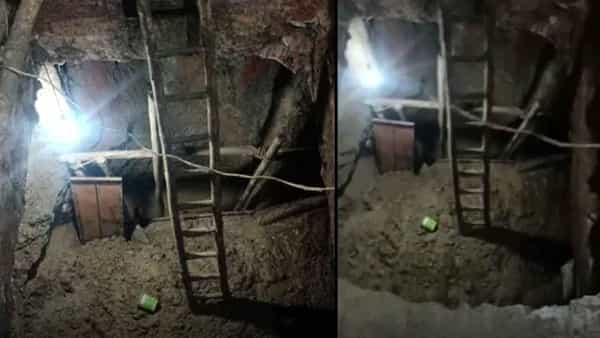 Andhra Pradesh: తెల్లారి లేచేసరికి అతడి ఇంటి ముందు పెద్ద మట్టి దిబ్బ.. పోలీసులు తనిఖీ చేయగా షాక్