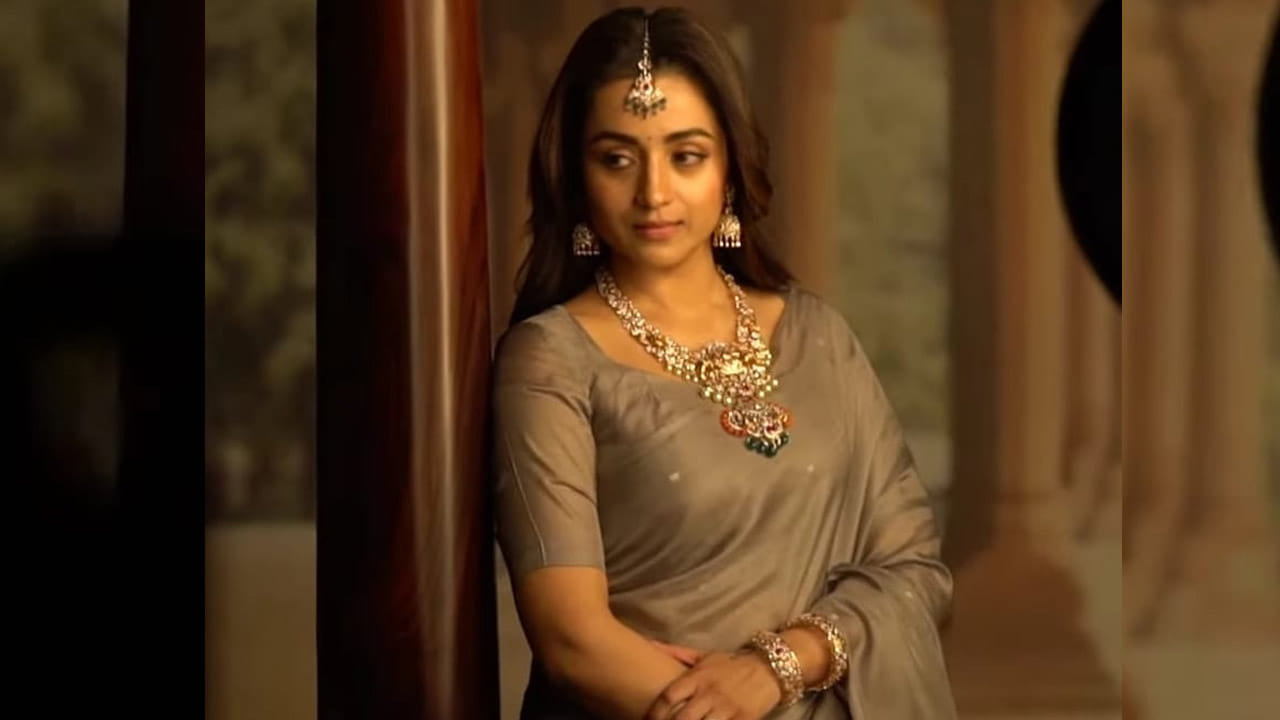  తాజాగా ఈ అమ్మడు కరోనా భారిన పడింది. ఈ విషయాన్ని ఆమే సోషల్‌ మీడియా వేదికగా ప్రకటించింది. ‘ కరోనాకు సంబంధించి అన్ని జాగ్రత్తలు పాటించాను. 