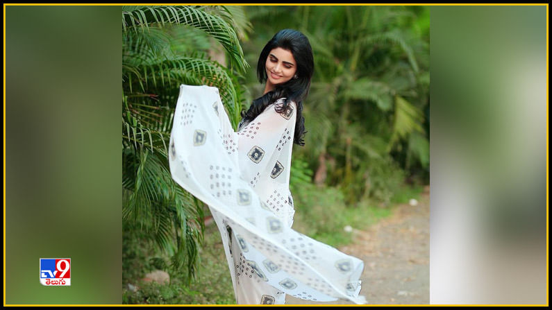 Jabardasth Varsha New Photos. Credit by:Jabardasth Varsha/Instagram