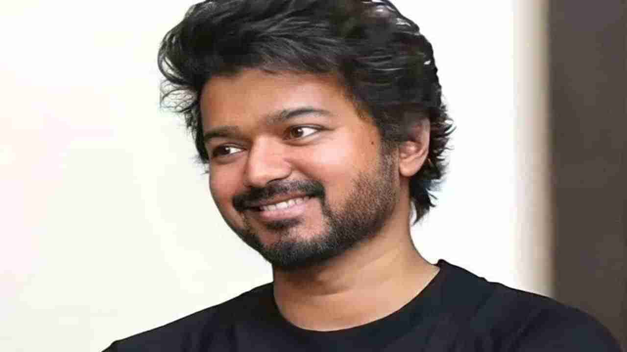 Vijay Thalapathy: హీరో విజయ్ తలపతికి హైకోర్టులో ఊరట.. లగ్జరీ కారు కేసులో కీలక ఆదేశాలు..