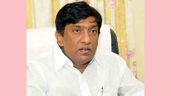 తెలుగు వాళ్లు నష్టపోతున్నారు.. రైల్వే రిక్రూట్మెంట్ విధానంలో ప్రక్షాళన చేయాలి.. కేంద్రమంత్రికి వినోద్ కుమార్ లేఖ