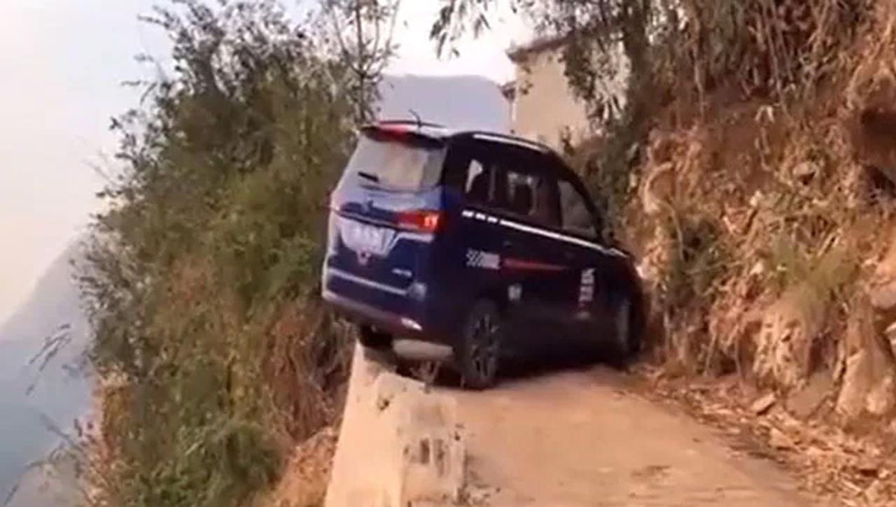 Viral Video: ఏం ట్యాలెంట్ సామీ.. ఈ డ్రైవ‌ర‌న్న ప్రతిభ చూస్తే ఫిదా అవ్వాల్సిందే.. వైర‌ల్ వీడియో..