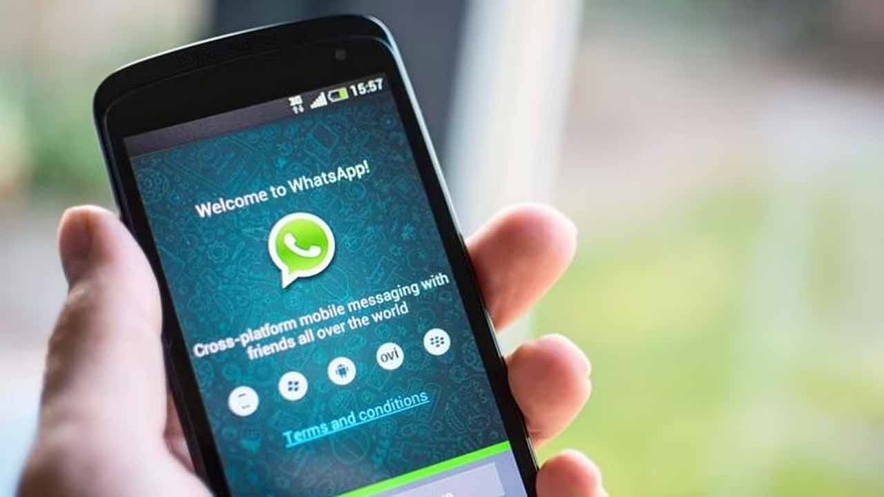 WhatsApp Accounts Ban: వాట్సాప్‌ సంచలన నిర్ణయం.. 17.5 లక్షల అకౌంట్లు బ్యాన్‌.. కారణం ఏంటంటే..!