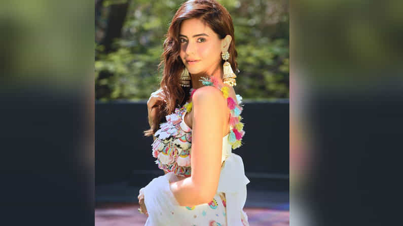 Aamna Sharif New Photos. Credit by:Aamna Sharif/Instagram