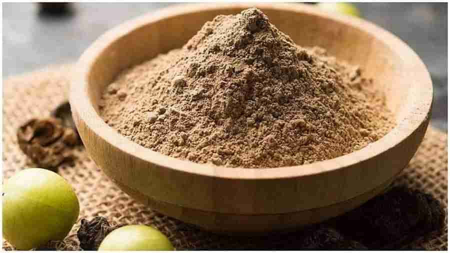 Amla Powder: మొటిమలు, నల్లమచ్చలకు ఉసిరి పొడి దివ్య ఔషధం.. ఎలా వాడాలంటే..?