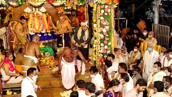 Antarvedi: వైభవంగా లక్ష్మీ నరసింహస్వామి కల్యాణోత్సవం.. భారీగా తరలివచ్చిన భక్తజనం.. వీడియో..
