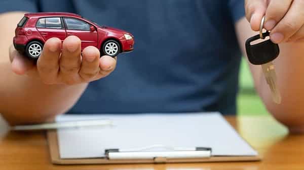 Car Loan: కార్ లోన్ కావాలంటే ముందుగా ఈ విషయాలు తెలుసుకోండి..?