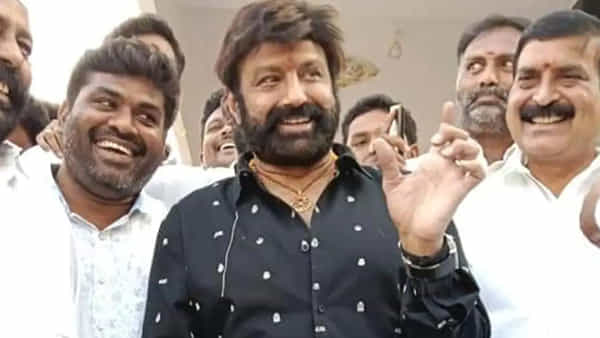 MLA Balakrishna: హిందూపురం జిల్లా కేంద్రంపై కొనసాగుతోన్న ఆందోళన.. నేడు కలెక్టర్ను కలవనున్న ఎమ్మెల్యే బాలకృష్ణ..