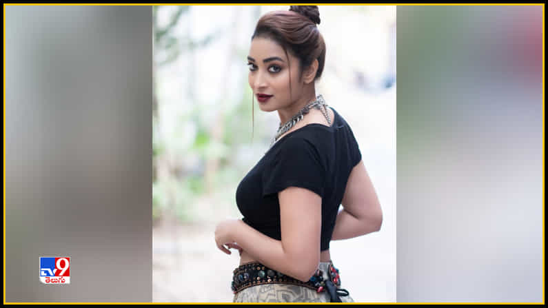 Bhanu Shree New Photos. Credit by:Bhanu Shree/Instagram