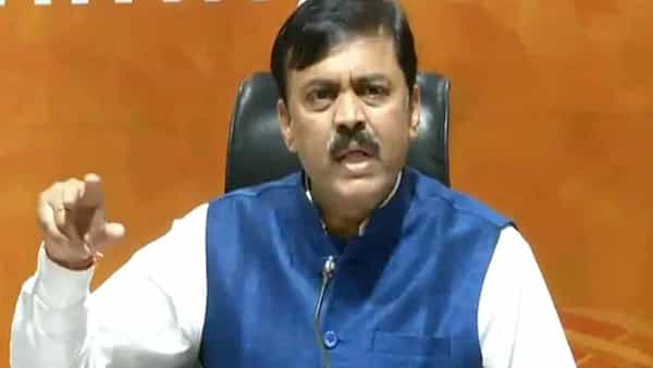 BJP MP GVL: వైసీపీ ప్రభుత్వం నిధుల దుర్వినియోగానికి పాల్పడుతోంది.. బీజేపీ ఎంపీ జీవీఎల్ కీలక వ్యాఖ్యలు