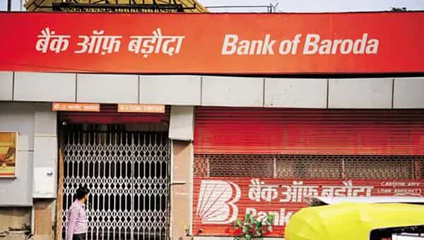 Bank Of Baroda: బ్యాంక్ ఆఫ్ బరోడాలో 220 పోస్టుల భర్తీ.. ఎవరు అర్హులు.? ఎలా దరఖాస్తు చేసుకోవాలి.?