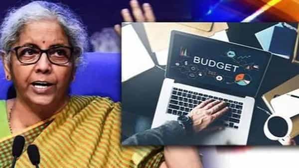 Budget 2022: పార్లమెంట్లో బడ్జెట్ను ప్రవేశపెట్టిన ఆర్థిక మంత్రి నిర్మలా సీతారామన్