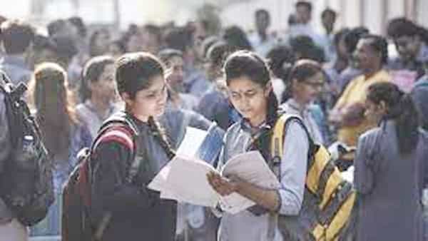 CBSE term 2 Exam 2022: సీబీఎస్సీ టర్మ్ 2 ప్రాక్టికల్స్పై కీలక ప్రకటన విడుదల! నేడే టర్మ్ 1 ఫలితాలు..
