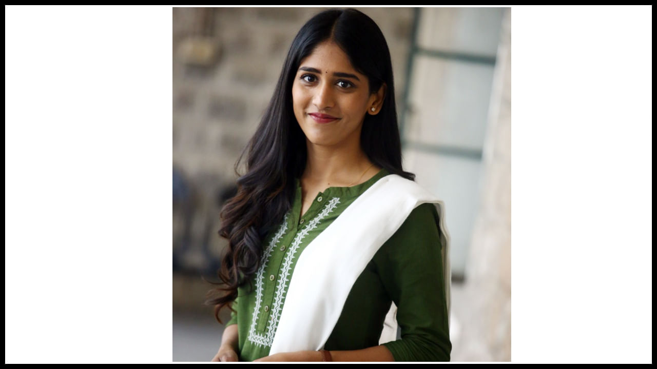 వరుస అవకాశాలతో బిజీగా మారిపోయిన కలర్ ఫోటో బ్యూటీ చాందిని చౌదరి ఫొటోస్ 