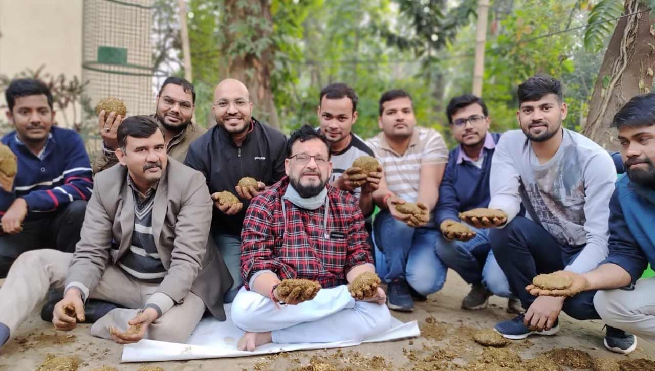 Cow Dung Cake